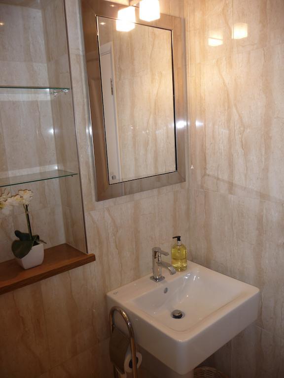 The Apartment At Hillside Lodge Broadway  Cameră foto